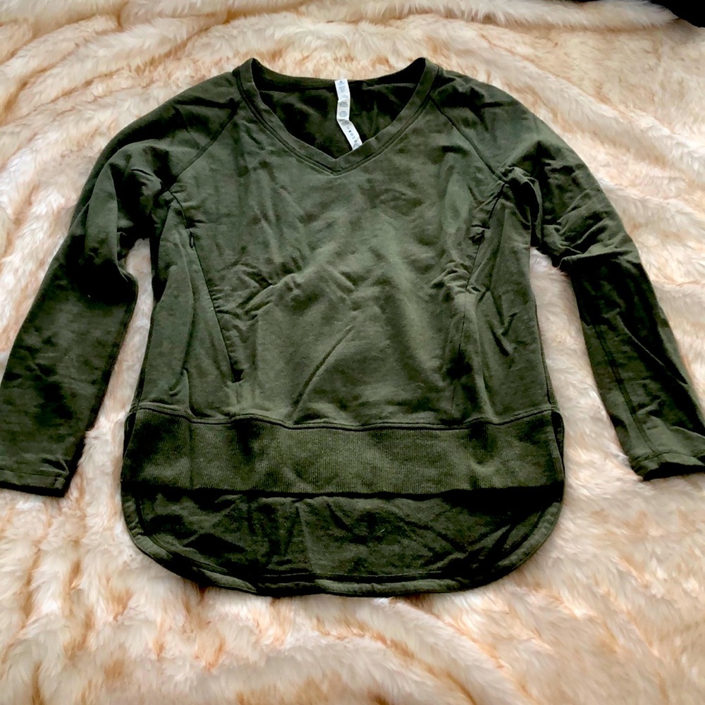 Lululemon v neck sweatshirt